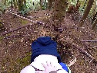 Big juicy arse persiflage increased by fucked in the woods